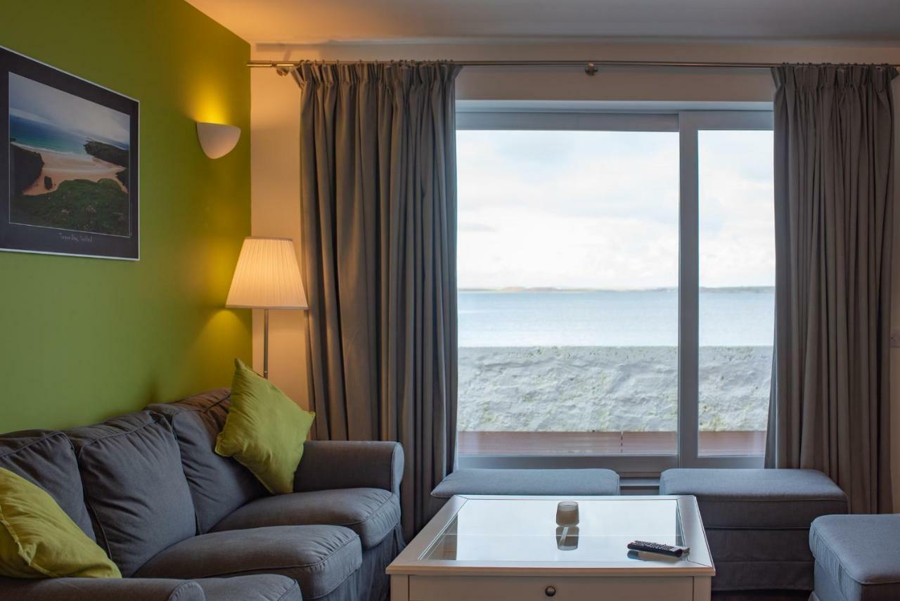 Вилла The Saddlers House - The Best Price Per Bed Bowmore Экстерьер фото